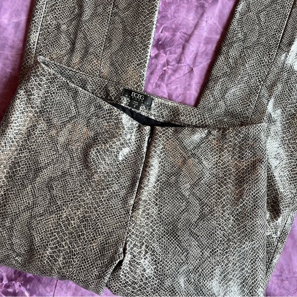 Vintage Y2K ‘BCBG Max Azria Gray Faux Python Snakeskin Hip Hugger Pants size 8 - Picture 6 of 7